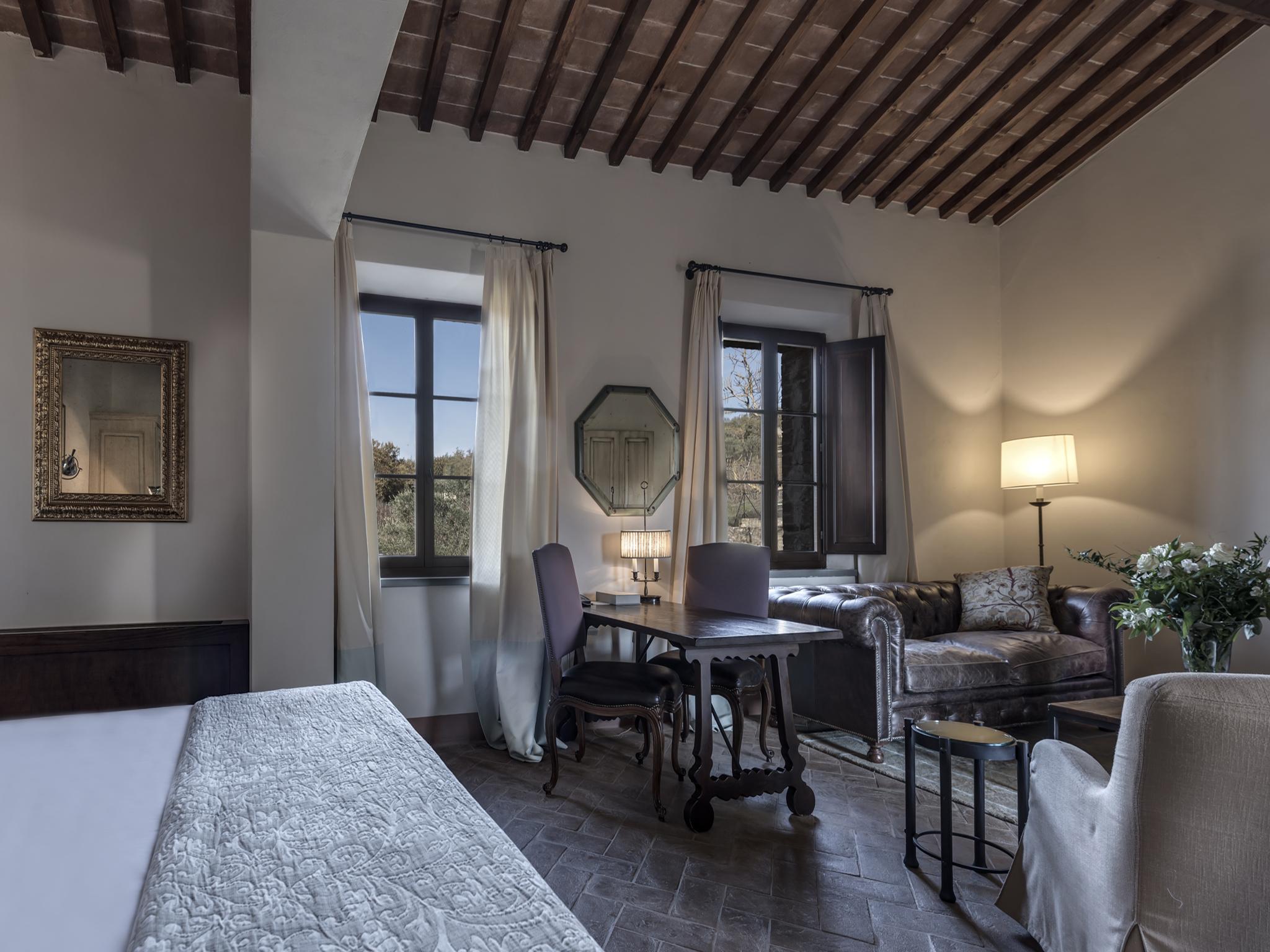 Castel Monastero - The Leading Hotels Of The World Castelnuovo Berardenga Esterno foto