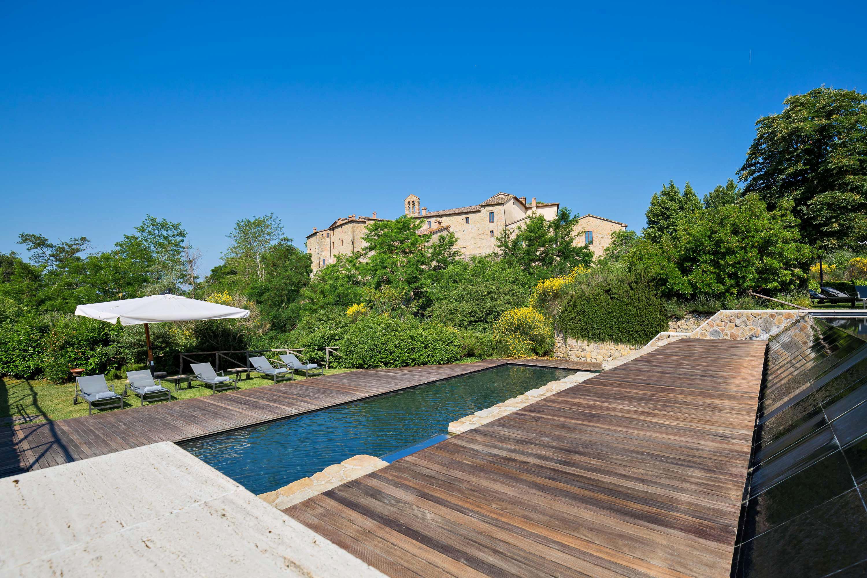 Castel Monastero - The Leading Hotels Of The World Castelnuovo Berardenga Esterno foto