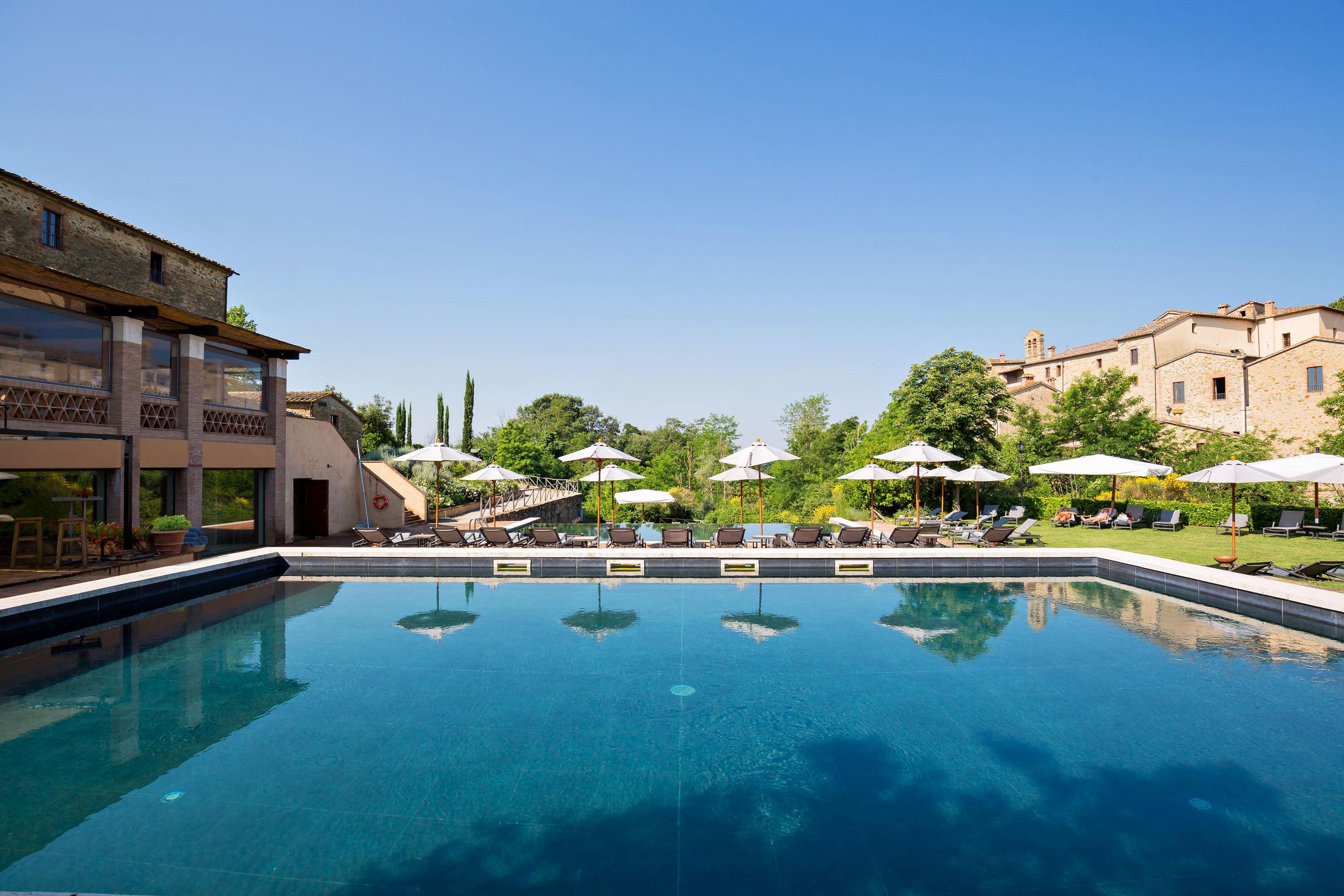 Castel Monastero - The Leading Hotels Of The World Castelnuovo Berardenga Esterno foto