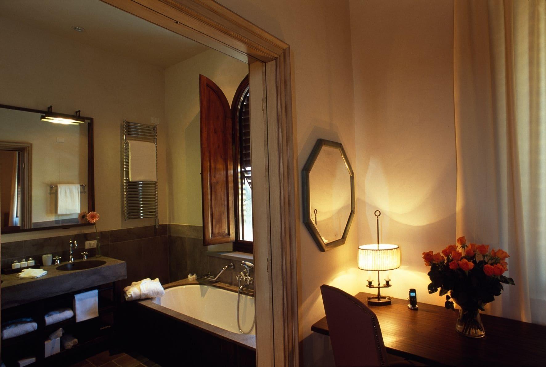 Castel Monastero - The Leading Hotels Of The World Castelnuovo Berardenga Esterno foto