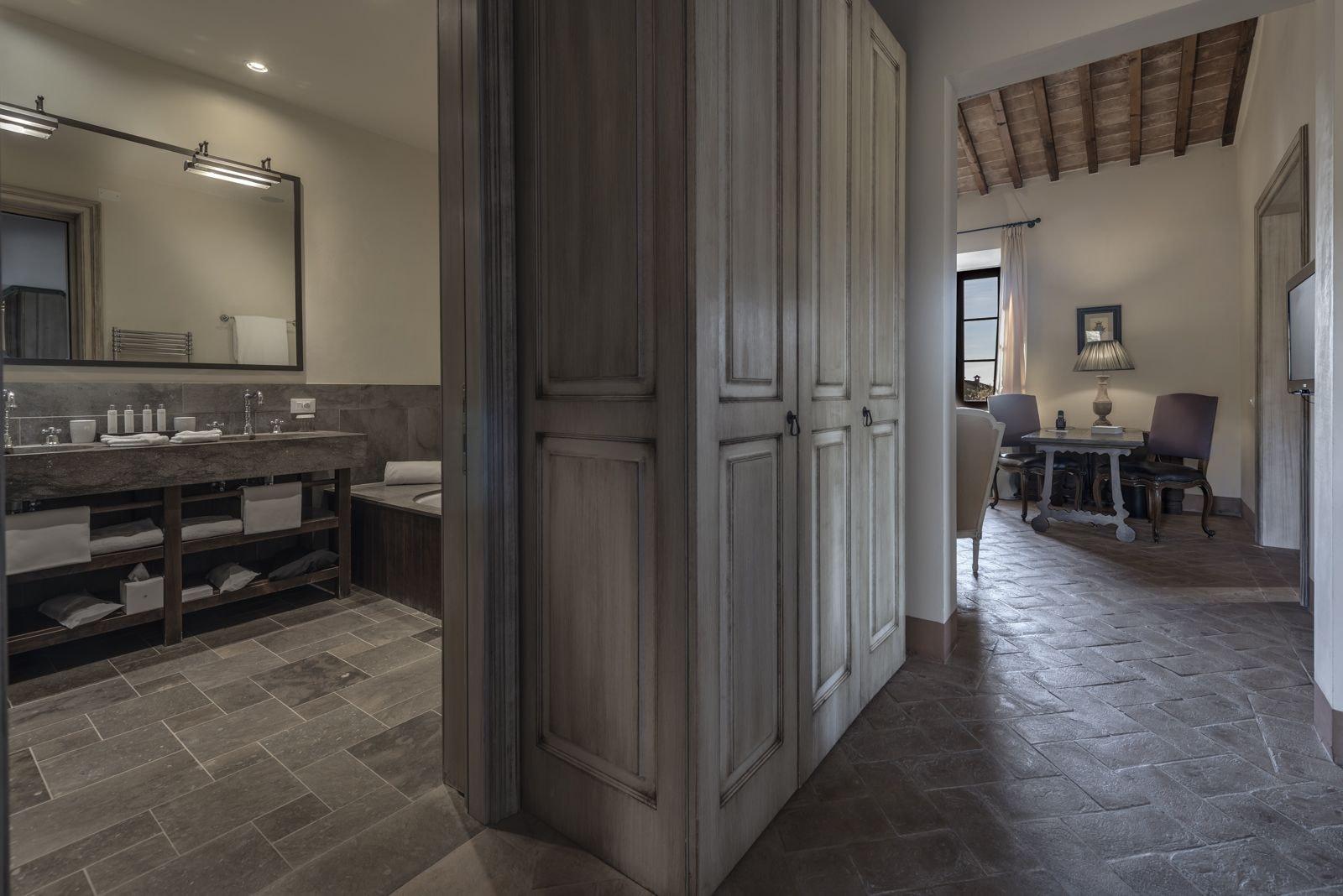 Castel Monastero - The Leading Hotels Of The World Castelnuovo Berardenga Esterno foto