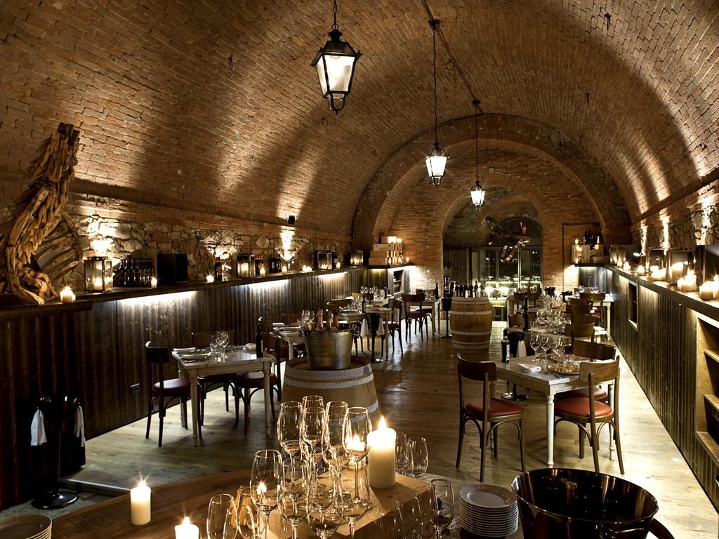 Castel Monastero - The Leading Hotels Of The World Castelnuovo Berardenga Esterno foto